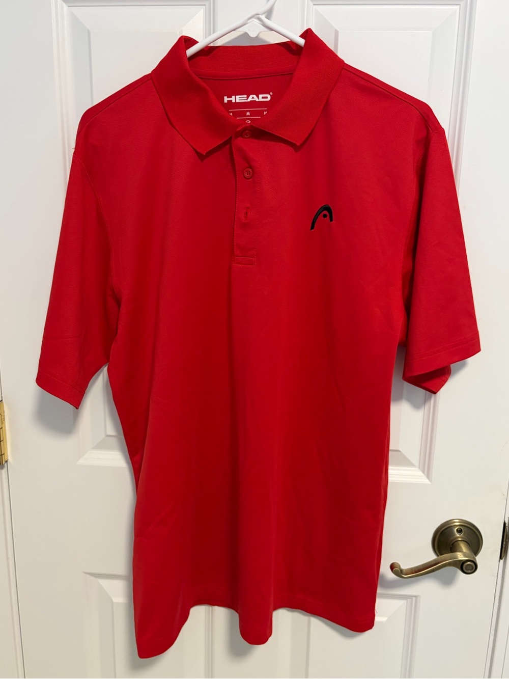 Head men’s short sleeve tennis/golf polo. Size M. 3 button w/collar.Red